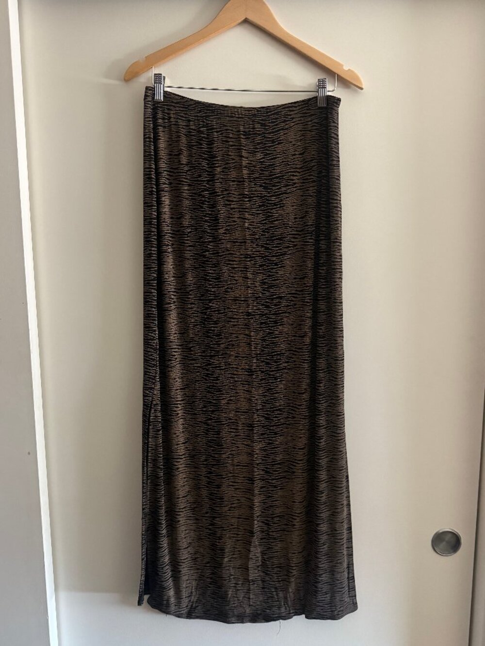 Vintage Zebra Animal Print Maxi Knit Skirt with Slit